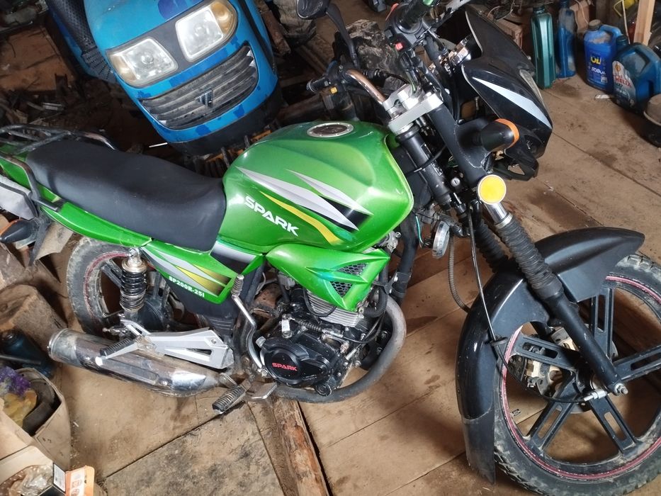 Мотоцикл Spark 200 R-25i продам або обміняю
