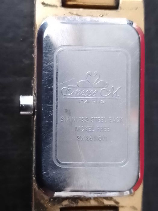 Часы наручные женские фирмы "Inesse M. Paris" (Франция)