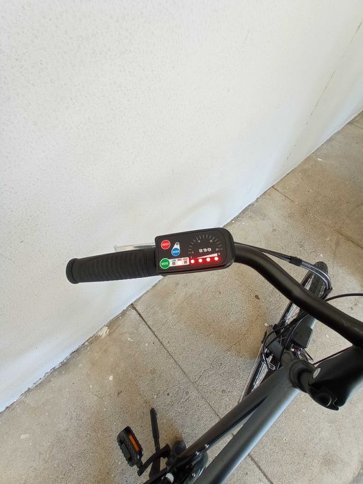 Bicicleta Elétrica – 36V, 250W, com bateria 504Wh - COMO NOVA