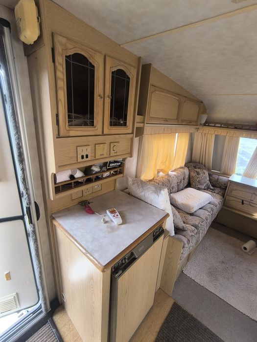 Caravana em muito bom estado