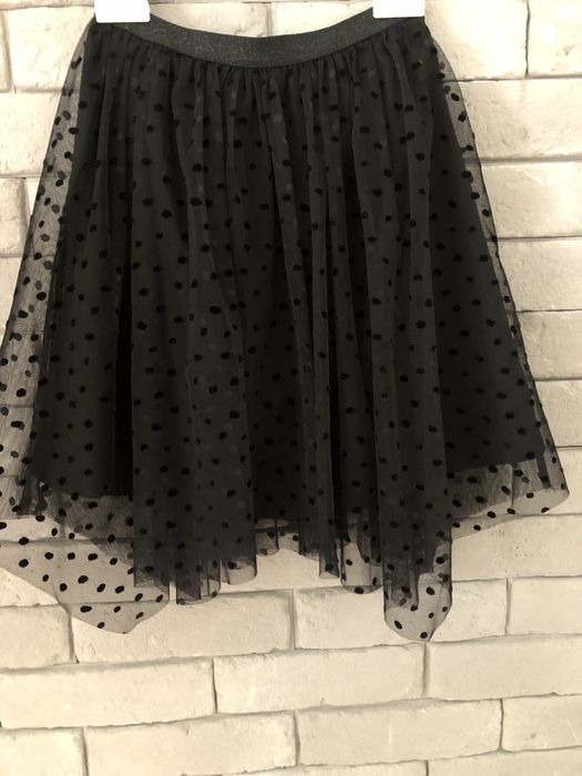 Czarna spódnica tiulowa; 134/140; H&M