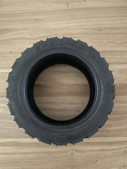 Pneu Tubeless 9x3.0-5.5