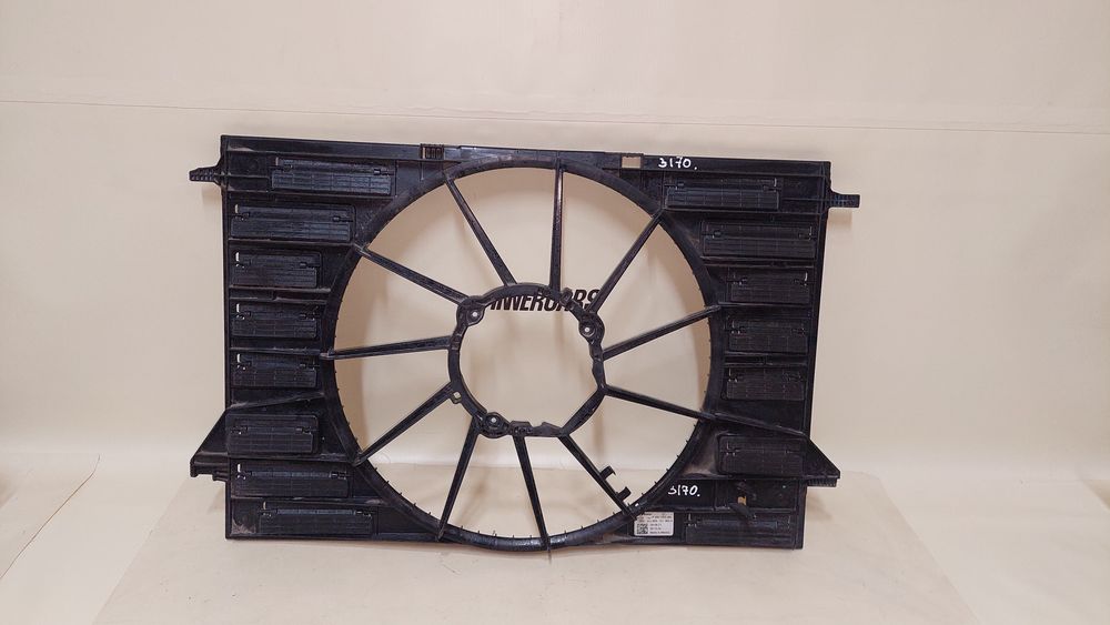 Audi Q5 Q7, 2015- дифузор вентилятора, in03170