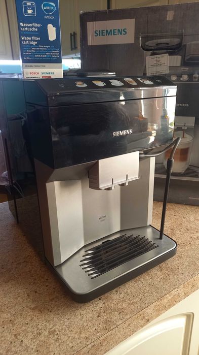 Ekspres do kawy "Siemens" EQ 500 plus oryginalny filtr