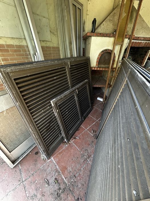 Janelas e portadas de aluminio