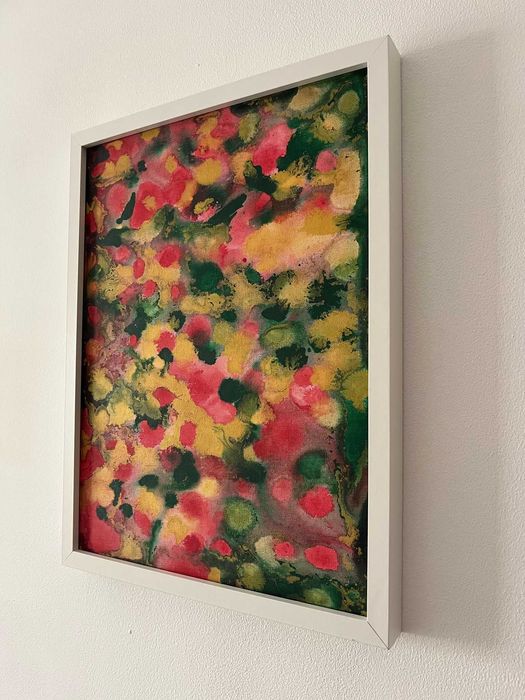 Abstract acrylic painting in shades of pink, green, and gold64739085147650121