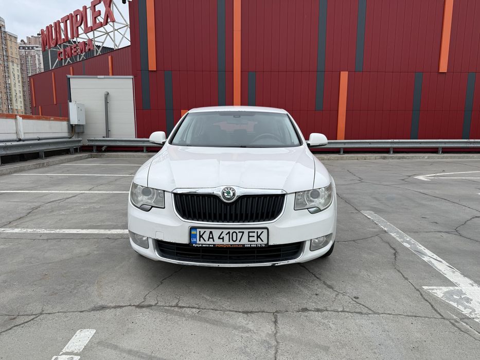 SKODA SUPERB 2012 (флагман, вище клас за OCTAVIA)