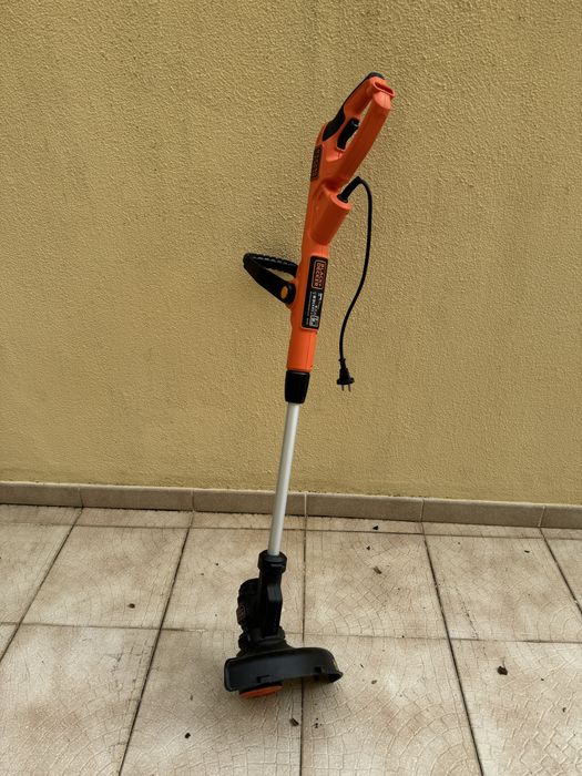 Aparador Eléctrico Black & Decker