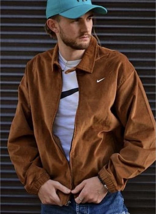 Чоловіча куртка Nike