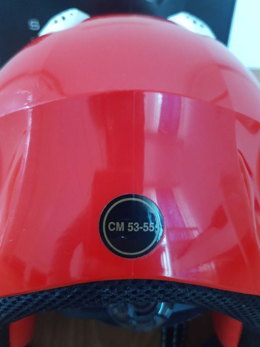 Kask narciarski Mango 53-55 cm Włoski