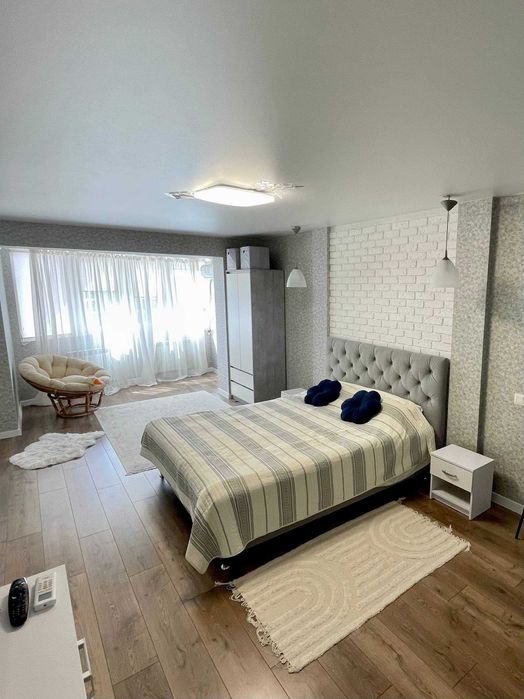 Продам простору дворівневу квартиру з сучасним ремонтом в новобудові.