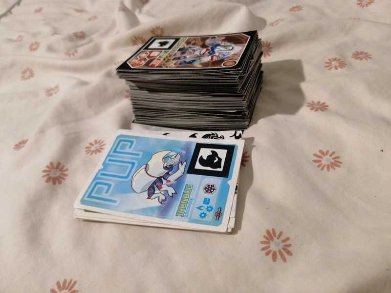 Invizimals cartas / cromos