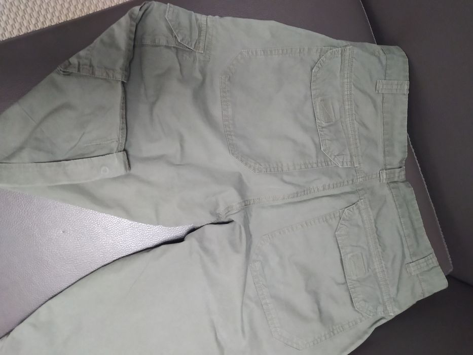 Calções cargo tecido caqui