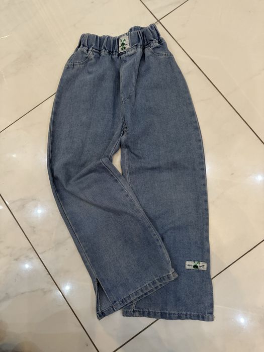 Джинси на дівчинку