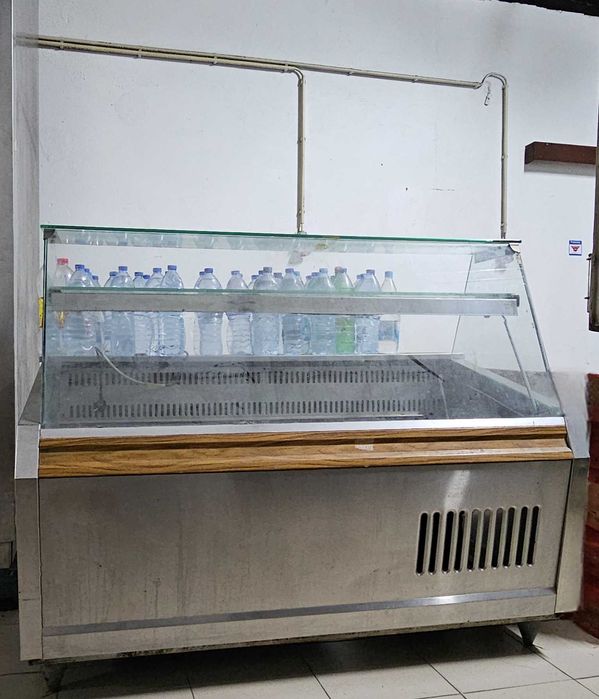 Vende-se Recheio de Armazém