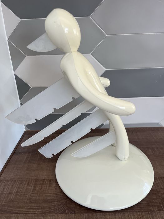 Stojak na noże - czlowiek - biały - używany - bez noży