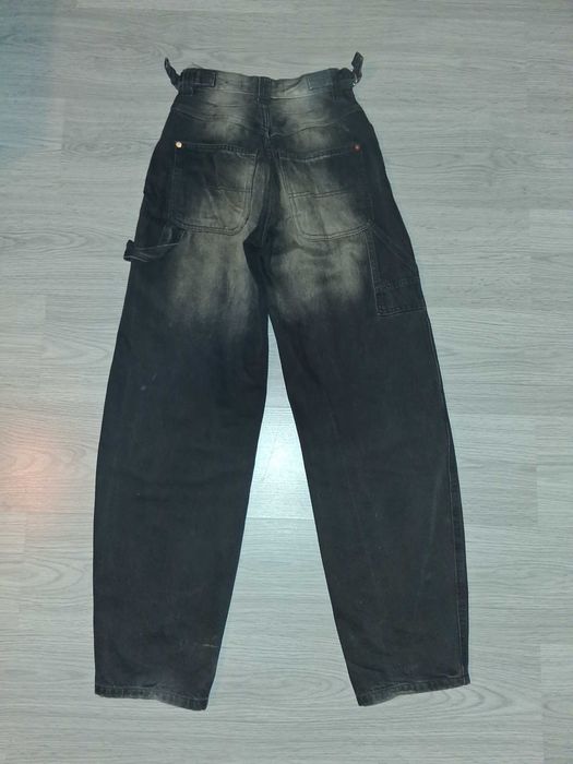 Джинси baggy від Bershka