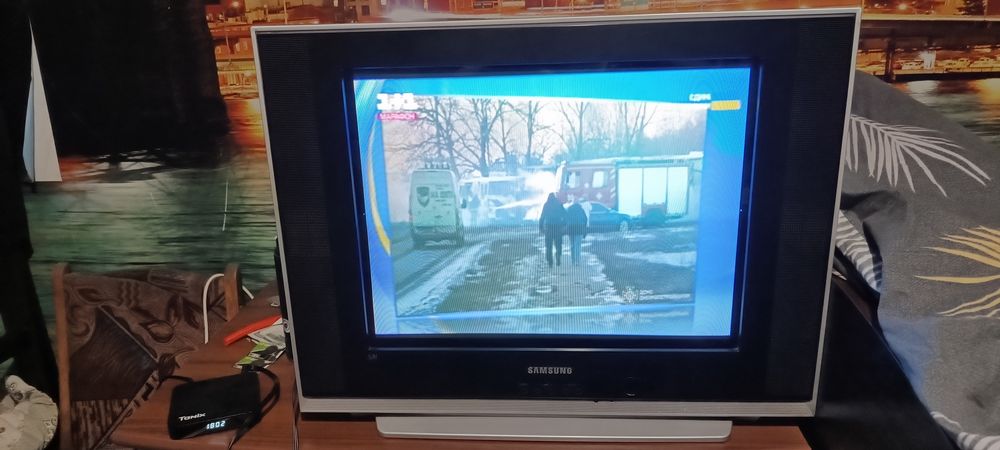 Телевізор Samsung 55 см плоский  кінескоп.