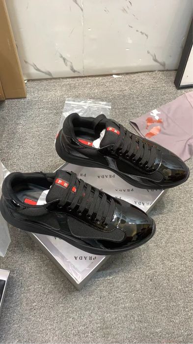 Prada Sapatilha NOVA 43