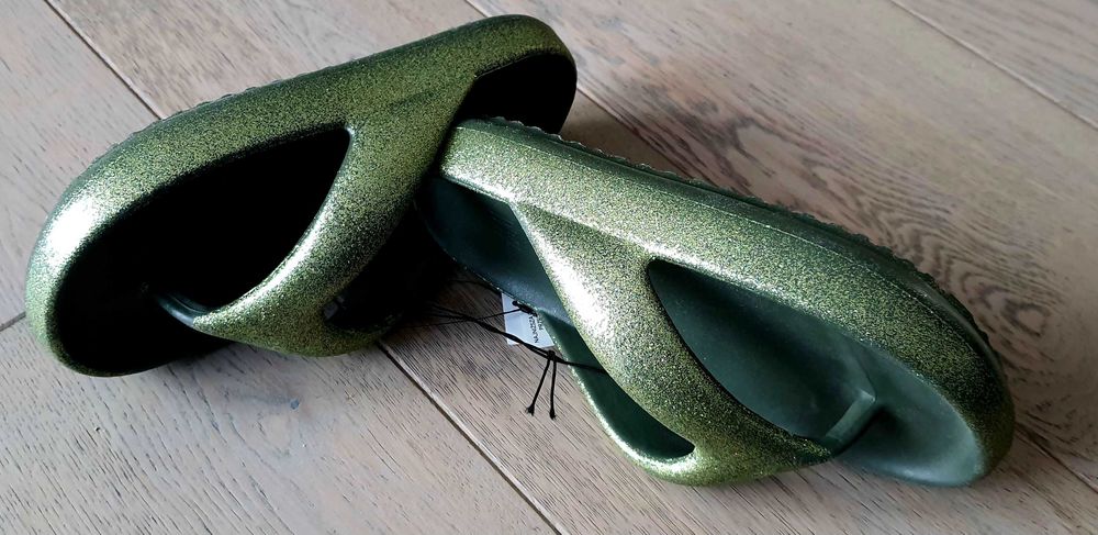 H&M 38/39 24,5 cm japonki klapki damskie na grubej podeszwie brokatowe