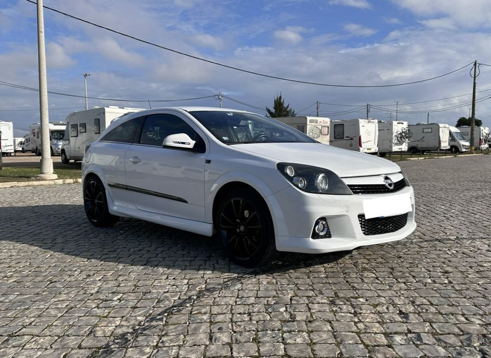 OPEL ASTRA 1.3 CDTI GTC de 2010 Nacional