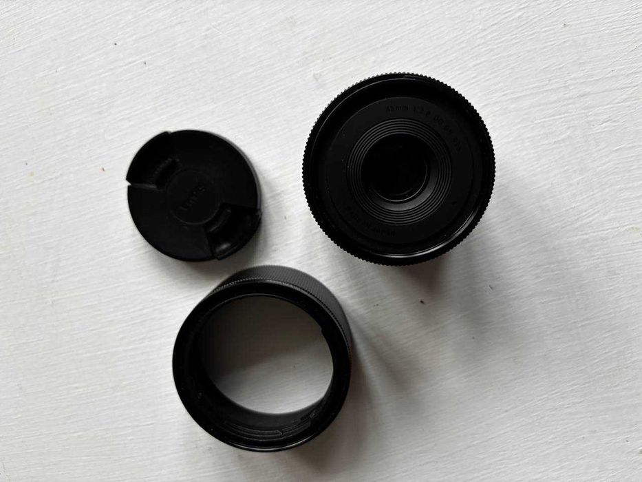 Обʼєктив Sigma 45mm f2.8 l mount