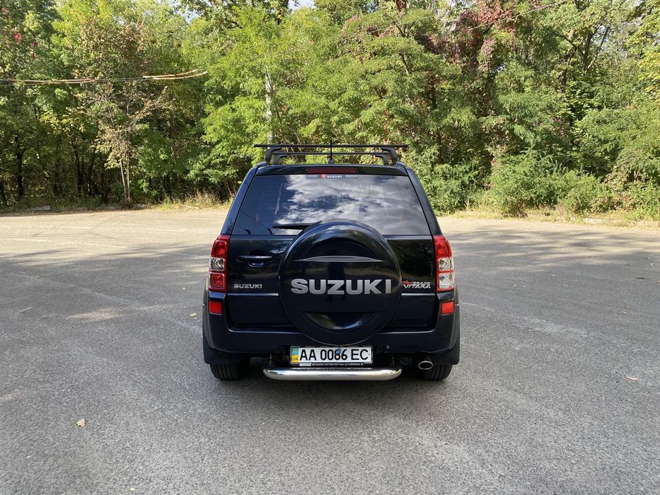 Suzuki Grant Vitara 2.0 бенз