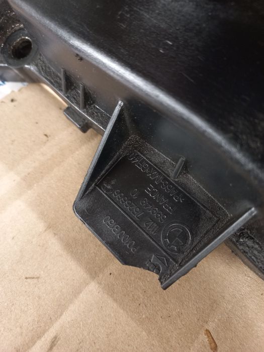 Pokrywa zaworowa 1.6 benzyna bmw e90 e87 e81 n45b16a