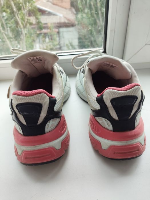 Продам кроссовки Puma Velophasis 41 размер