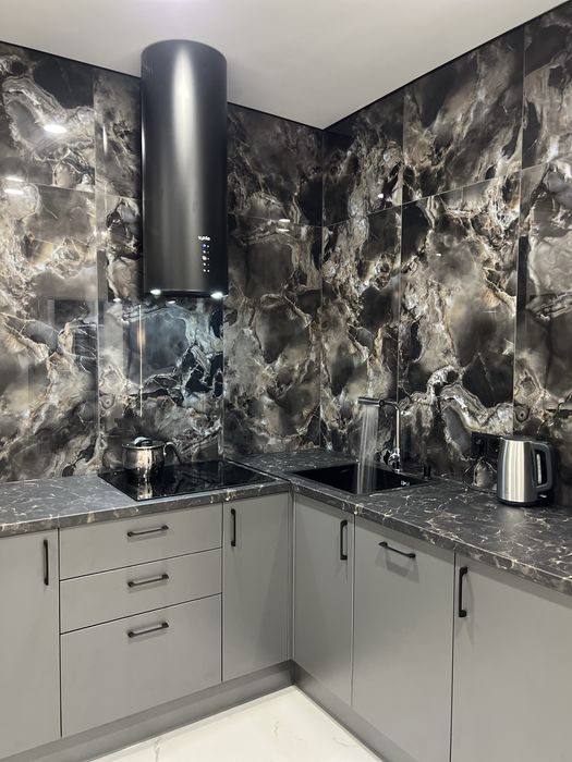 Подобова оренда ЖК Центральний 2 , євро 2-к кв. Ліфт працює завжди!!!