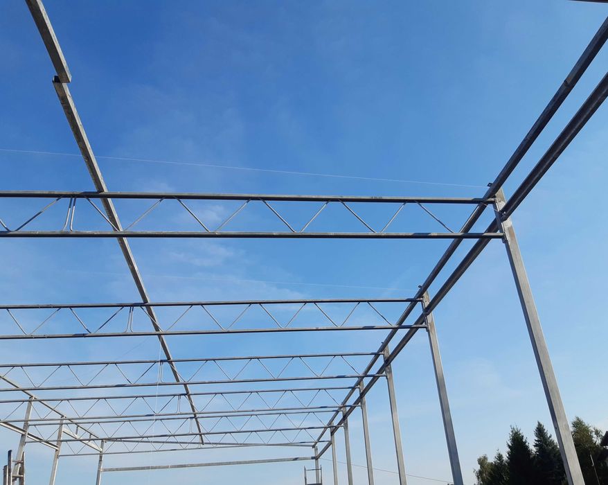 Kinstrukcja wiata hala garaż fotowoltaika