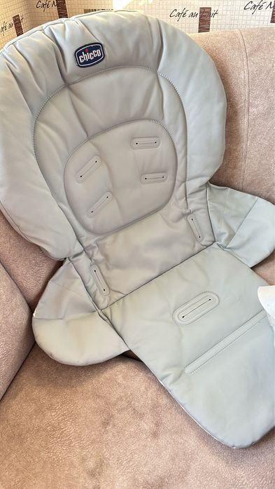 Стульчик для годування chicco polly magic relax