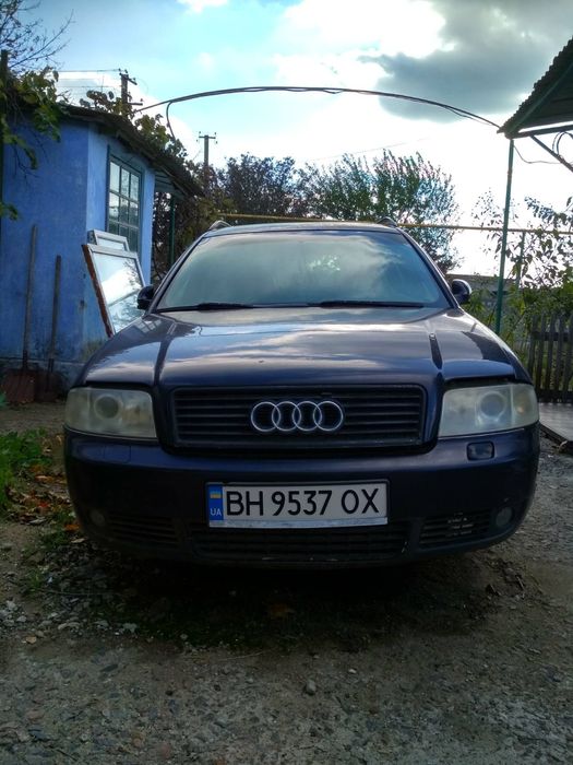 Ауди а6с5.2001 год.