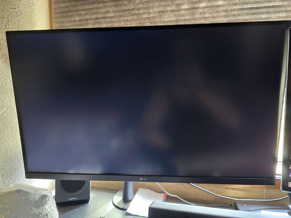 Monitor de jogo Nano IPS 1ms UltraGear de 27" com NVIDIA® compatível com G-SYNC®