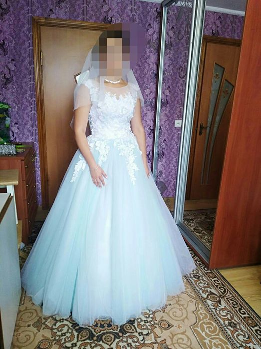 Продам весільну сукню 3-Д