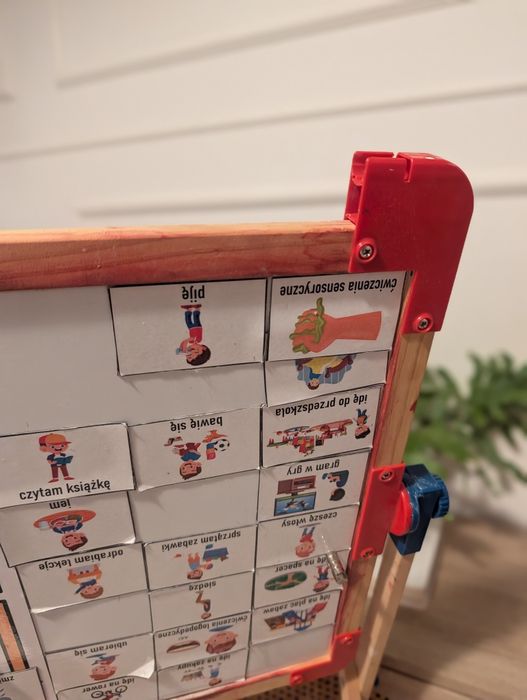 Playtive Dwustronna tablica stojąca edukacyjna