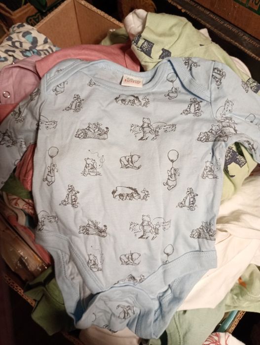 Karton mix bawełniane body, pajacyki niemowlęce 60 sztuk