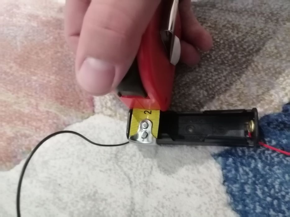 Koszyczek na 1 akumulatorek 3.7V 18650