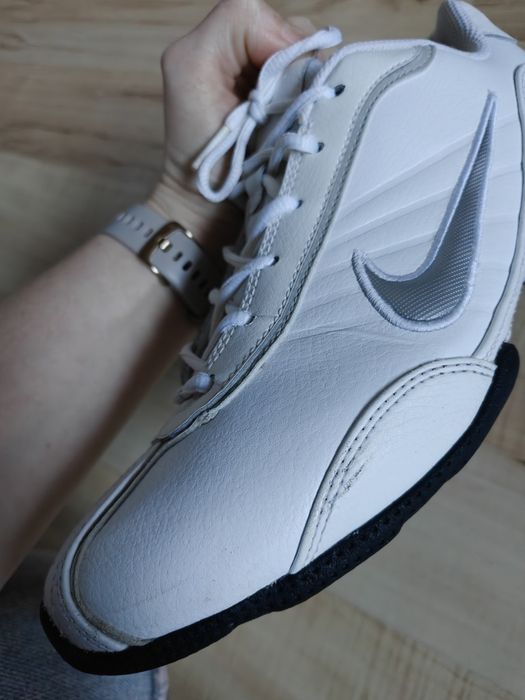 Nike Affect IV Leather białe sneakersy buty sportowe 42,5