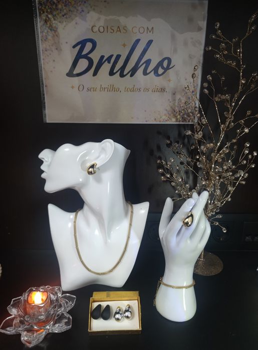 Colar + pulseira + brinde de brincos em aço inoxidável
