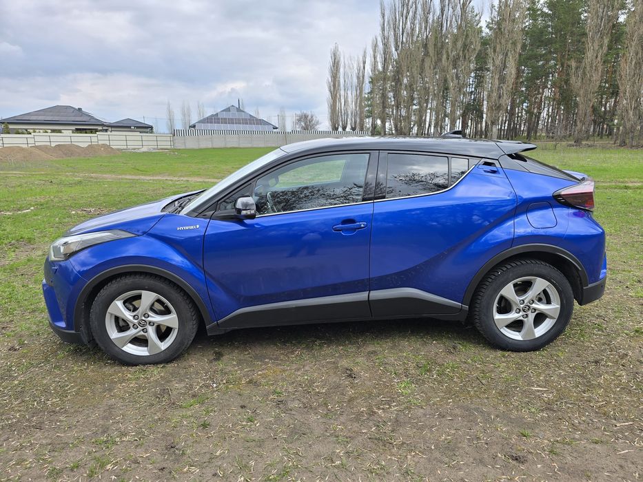Toyota C-Hr hybrid