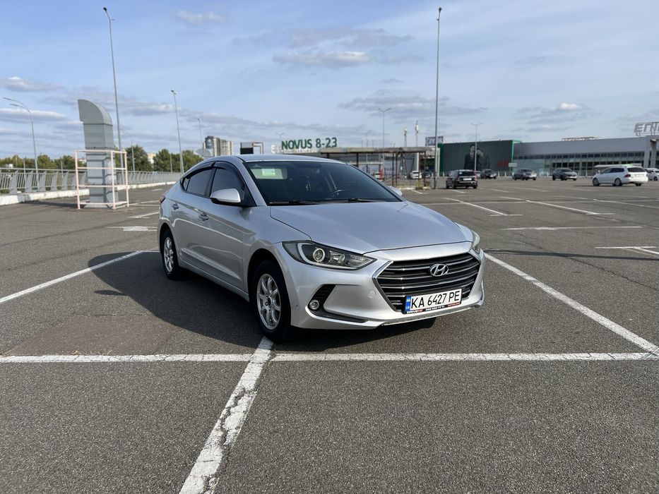 Hyundai ELANTRA AD