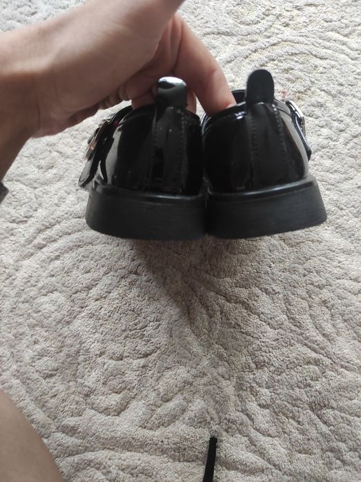 Туфлі для дівчинки