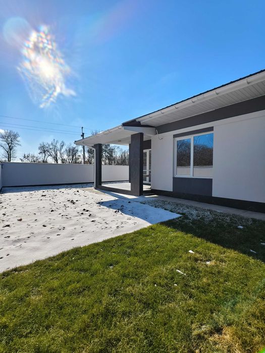 Продам енергоефективний будинок біля моря у Фонтанці