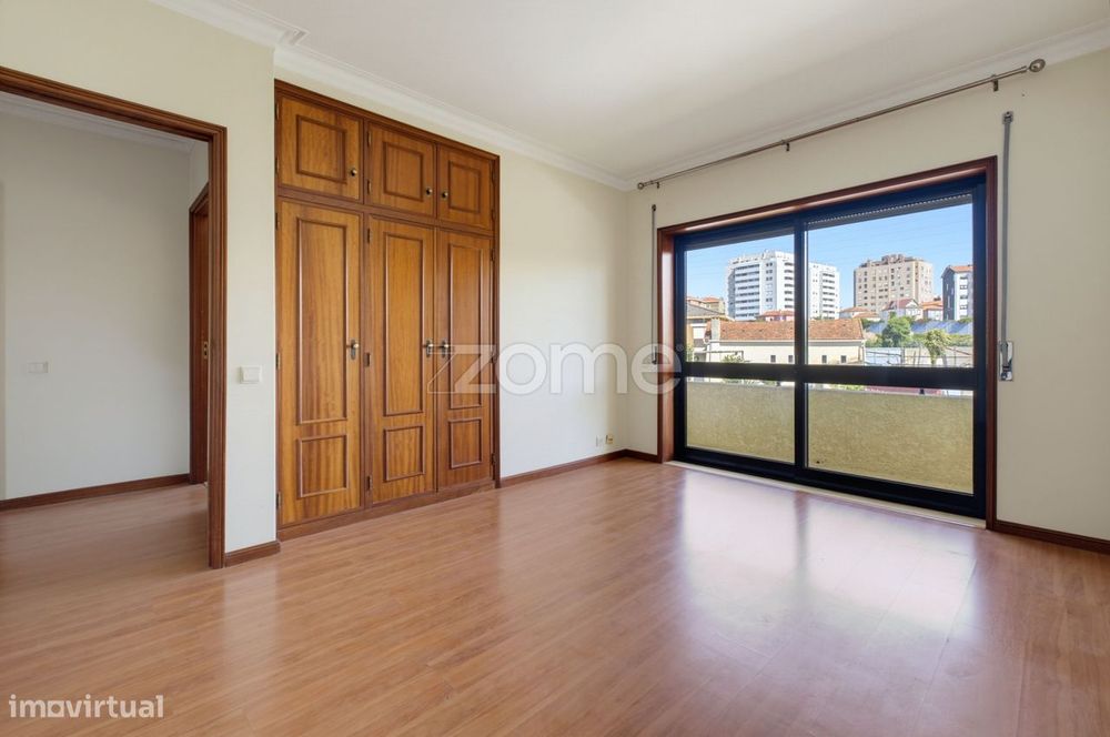 Moradia T4 / T5 com Garagem | Quinta das Rosas, Vilar do Paraíso
