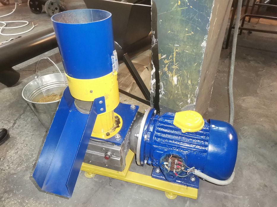 Гранулятор 150 матриця 220/380 для тирси тирси Сосна, Дуб 55 кг/год