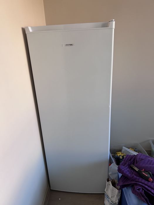 Zamrażarka MPM. Wysokość 142cm