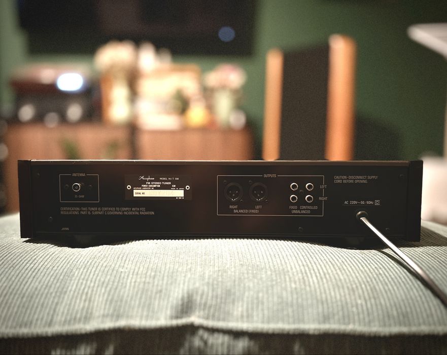 Accuphase T-108  (230V) + pilot + instrukcja + oryginalny karton