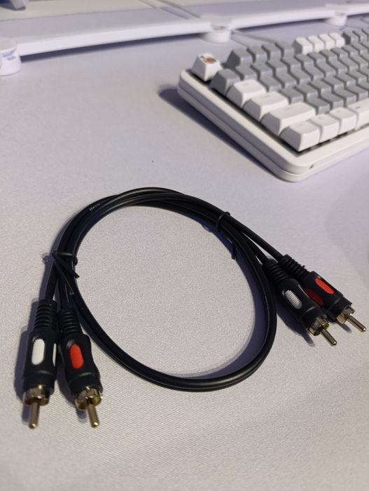 Kabel RCA ( cinch ) 2 wtyki RCA / 2x wtyk RCA 0,6m