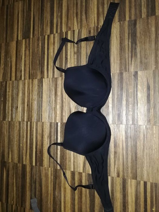 Czarny stanik/biustonosz push up rozm. 75C